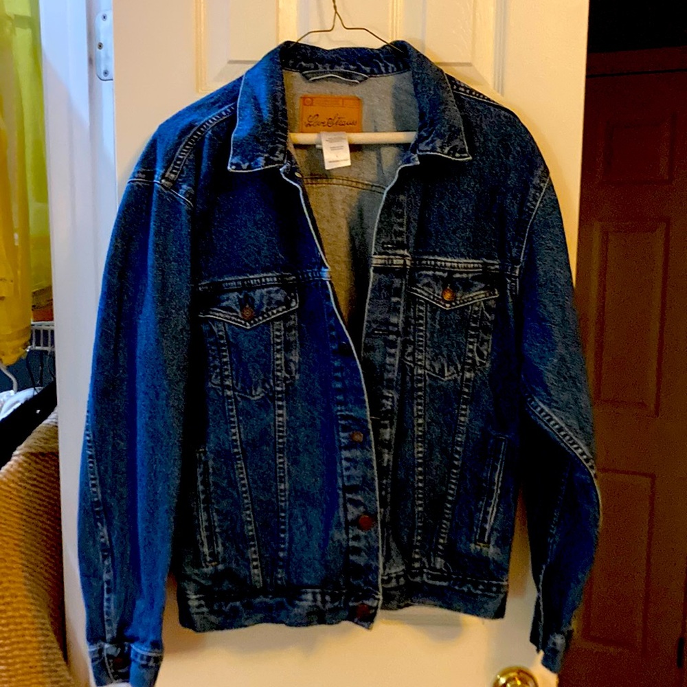 Levi’s jean jacket. Large